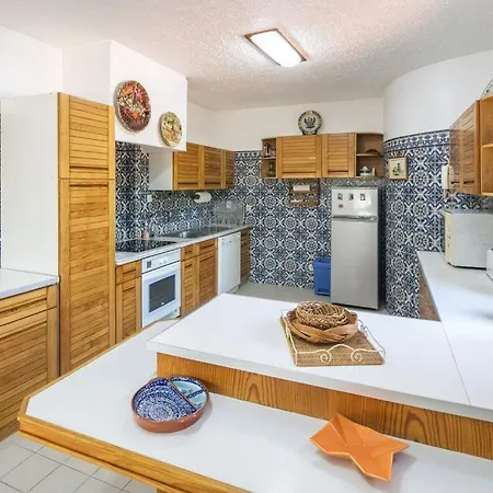 Villa Lovely 4 Bedroom Country Ac And Private Pool Yet Just 800m From The Nearest Beach Lagoa (Algarve)