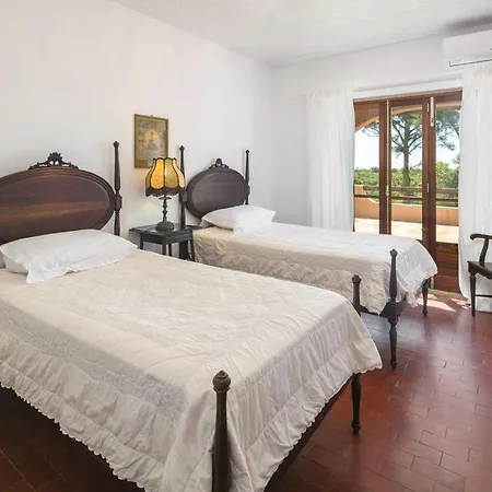 Lovely 4 Bedroom Country Ac And Private Pool Yet Just 800m From The Nearest Beach Villa
